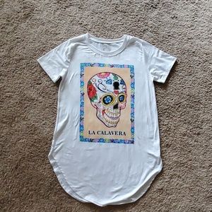 Skull tee